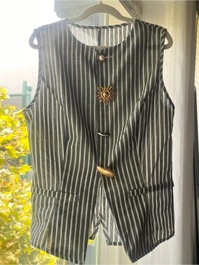 linen striped Seashell & Starfish Button down Fitted Tank